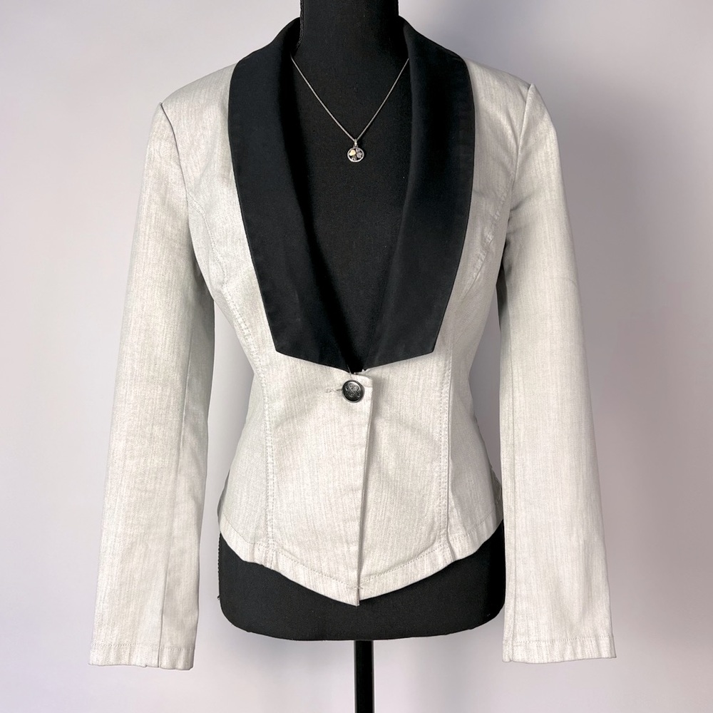 Women's Rock & Republic Light Grey Denim Black Tuxedo Collar Jacket Blazer